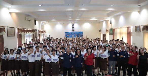 Sosialisasi UKBI di SMAN 1 Singaraja: Bentuk Kepedulian Terhadap Penggunaan Bahasa Indonesia